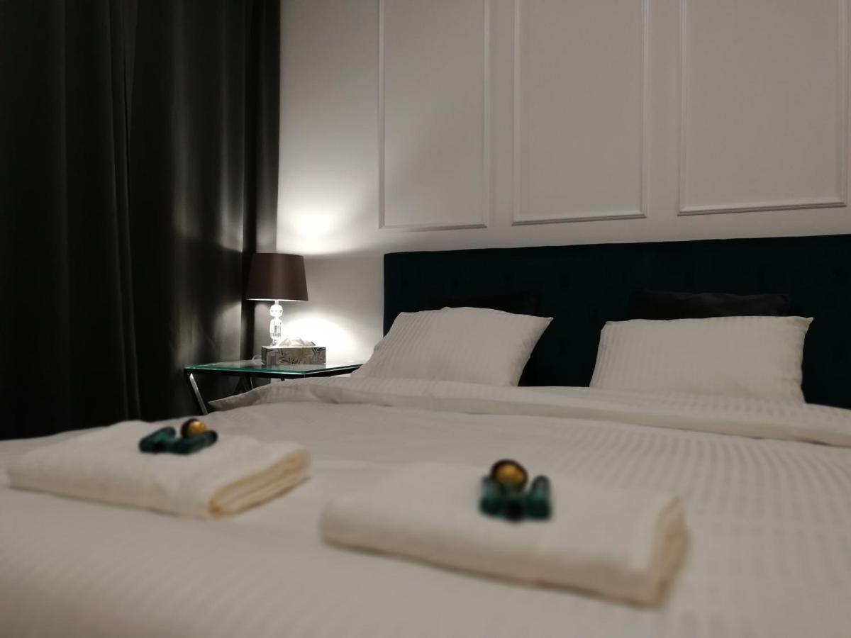 Warsaw To Be - Glamour Apartment ภายนอก รูปภาพ